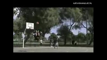 Луди Баскетболни Трикове!