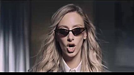 Andrijana Belović - Sve Se Trese (official Video 2025).mp4