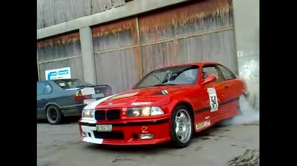 Bmw M3 E36 wheel spin (burnout)