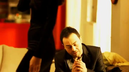 Превод! Serdar Ortac - Elimle ( Official Video 2011 )