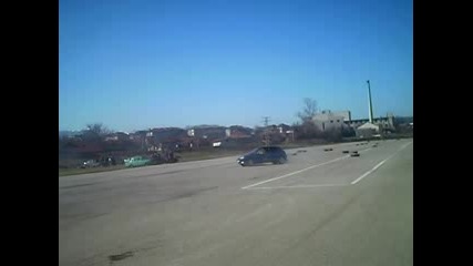 Sevlievo Qko Pelene Na Gumi