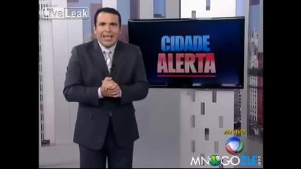 Моторист полудява на пътя *