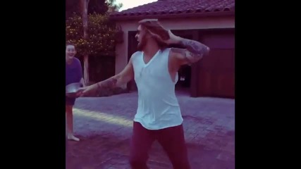 Billy Ray Cyrus Als Ice Bucket Challenge - -ice Bucket Challenge-