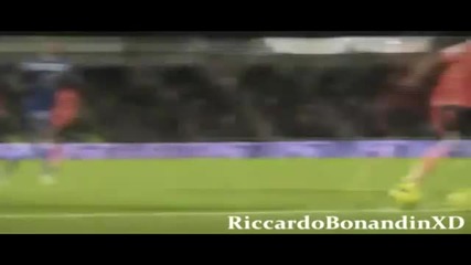 Lionel Messi - New Goals & Skills 2011