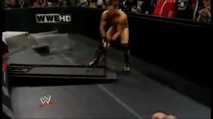 Wwe| Tlc 2010. Ренди Ортън срещу Миз [ Мач с маси за титлата на федерацията ] 1/2
