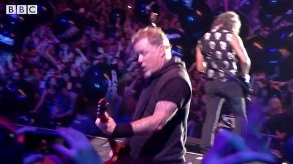 Metallica - Enter Sandman (reading 2015)