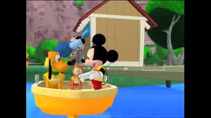Mickey Goes Fishing - Mickeys Big Splash 
