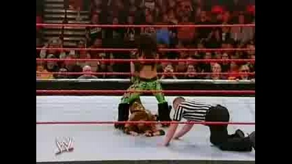 Candice Michelle Vs Melina 09/14/07