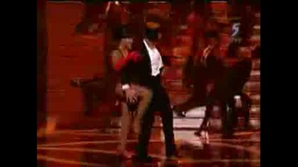 Beyonce Knowles Performs With Hugh Jackman At Oscars 2009.avi