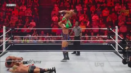 Double Knee Stomp to shoulders countered into Powerbomb