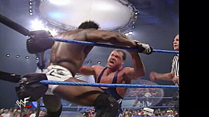 Booker T vs. Kurt Angle – WCW Title Match: SmackDown, July 26, 2001 (Full Match)