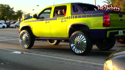 Green Purple Chevy Avalanche on 30 Dub Zveet Floaters - 1080p