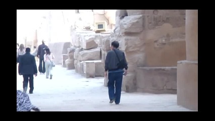 134 - те огромни колони в храмът Кърнак в Луксор - Египет