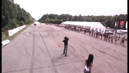 Moscow Unlim 500 Audi Rs6 vs Bentley Flying Spur