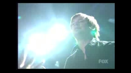 Победителят В American Idol 10