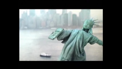 Лудата реклама със статуята на свободата 