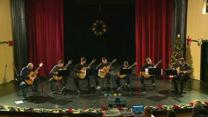 Училище по китара Сливен - Китарен Ансамбъл ( Коледен концерт)