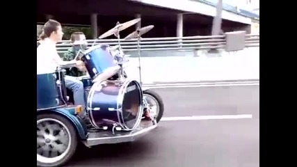 Оркестър в движение