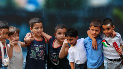 Какво зарадва децата от Газа?
