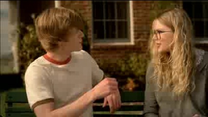 Taylor Swift - You Belong With Me 