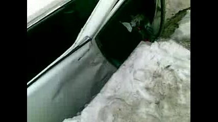 Дупка, в която може да се паркира