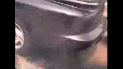 Пилене На Гуми С Коли