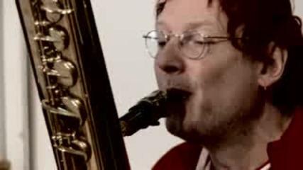 Deep Schrott - world s first bass sax quartet