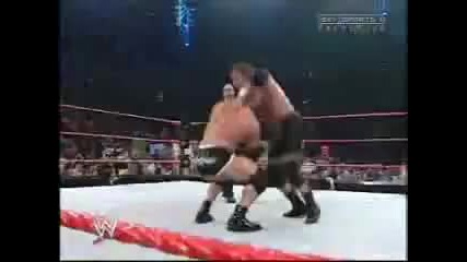 Goldberg vs Triple H 