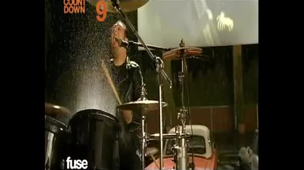 Atreyu - Falling Down (Promo Only)
