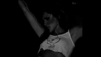 Despina Vandi Xoris Esenane Unofficial Live Video 