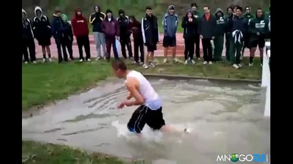 Епично пребиване на водно препятствие