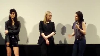 Kristen Stewart takking about Joan Jett (sxsw Festival 18.03.2010) 
