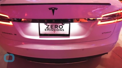 Tesla Roadster Getting Battery Upgrade for 400-mile Range