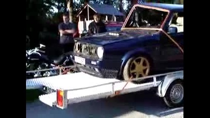 Golf Gti 16 V - след катастрофа! 