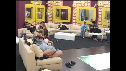 Big Brother 4 - Женски Дрехи