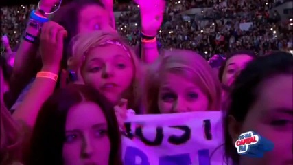 Justin Bieber - Die In Your Arms (live Performance) at Summertime Ball