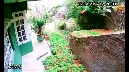 Видеокамера е заснела огромната сила на заметреснието в Непал