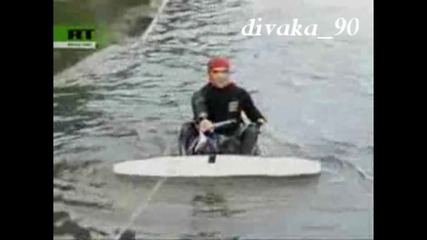 Луди руснаци+локва=лудо шоу 