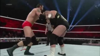 Бродъс Клей срещу Уейд Барет - Wwe Raw 11/5/12