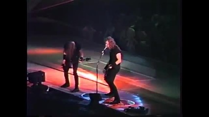 1. Metallica - Harvester Of Sorrow - Live Toronto 1991