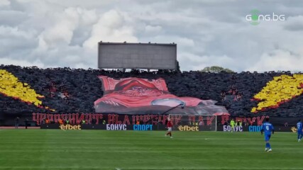"Червената" феерия по време на дербито с Левски