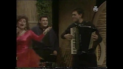 Indira Radic - Daj mi da te vodim