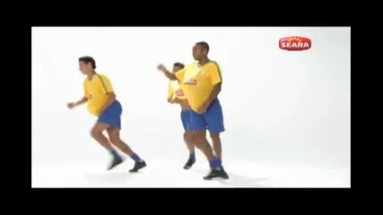 Robinho, Neymar and Ganso танцуват на песента Single ladies 