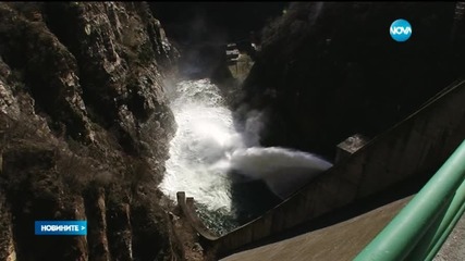 Преливат язовири, села са заплашени да останат под вода