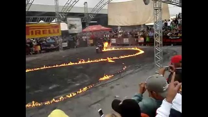 Пистарка прави Осмица на пилеж