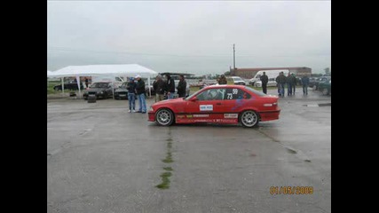 Bmw E28 535 Turbo Vs Bmw E36 M3 kaloqnovo 