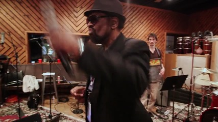 William Bell Feat. Snoop Dogg - I Forgot to Be Your Lover