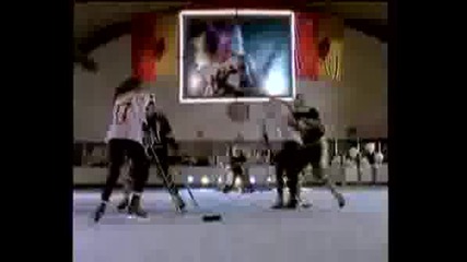 Little Angels - Do You Wanna Riot