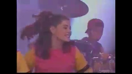 la Hora de los Chavos. Alejandra lazcano. Trece Alejandra lazcano. Trece Anos. Elias Campos