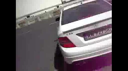 Mercedes C63 Amg Рев и ускорение